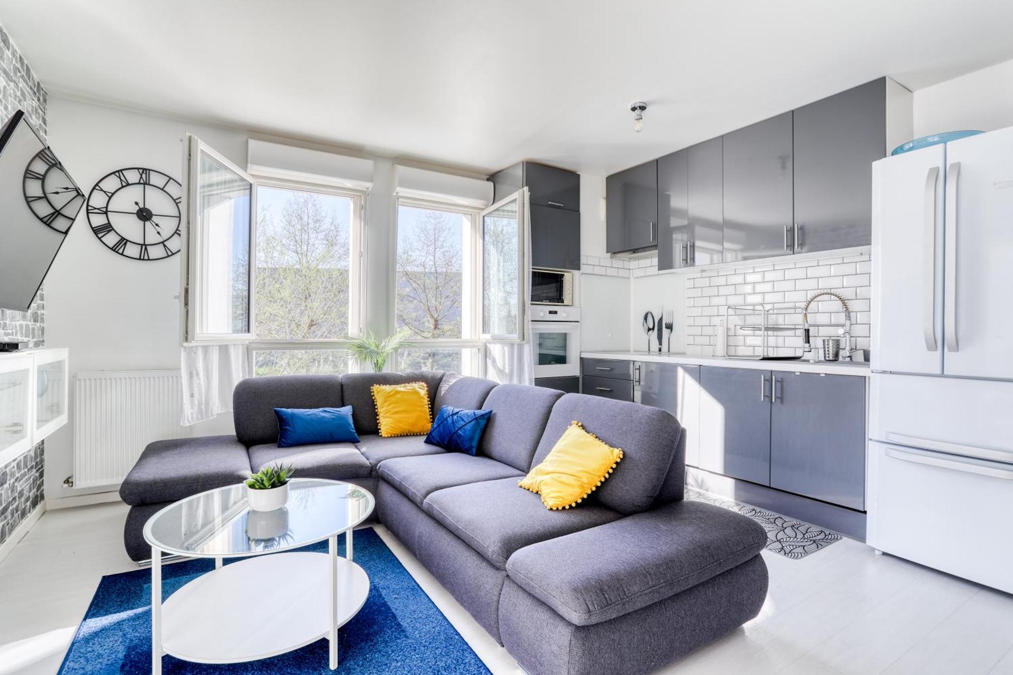"Le Serenity ", Appartement Spacieux ,Balcon, Parking Prive Gratuit, Netflix, Proche Cdg Et Stade De France Stains Εξωτερικό φωτογραφία